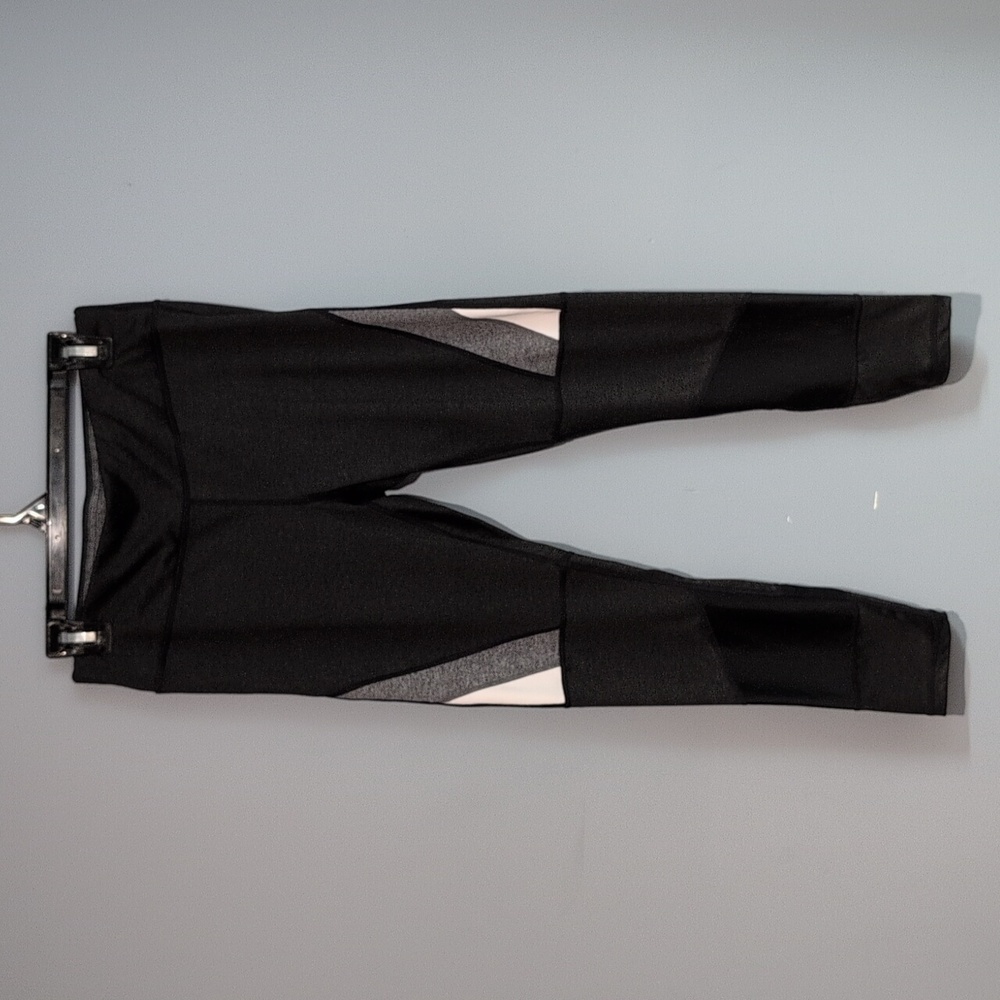 Hyba Black and Gray Leggings with White Accents Size Medium